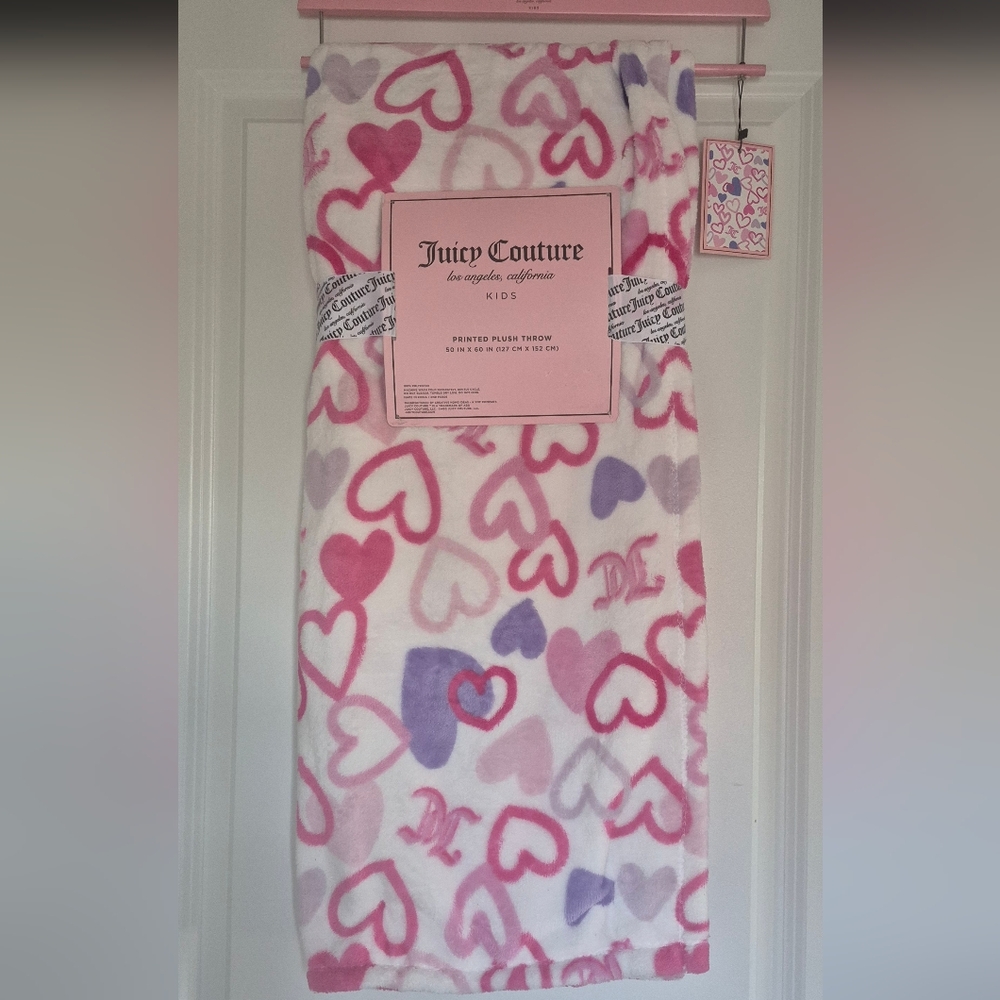 Juicy Couture Kids Plush Throw - Pink and White